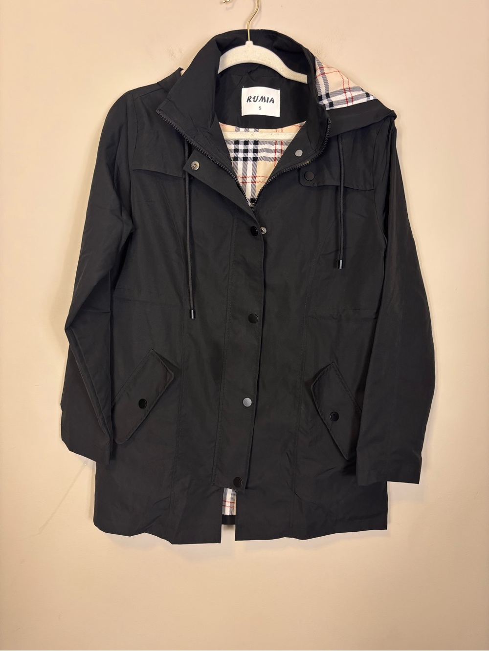 Black Hooded Cinch Waist Trench Rain Coat with Tan Plaid Lining Women’s Small